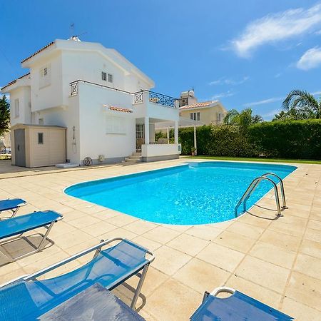 Merab Center Villas Aya Napa Oda fotoğraf
