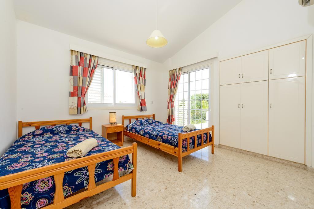 Merab Center Villas Aya Napa Oda fotoğraf