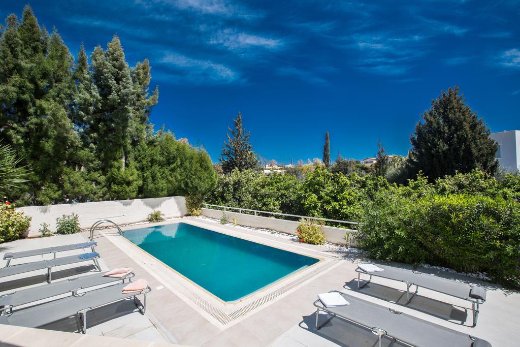 Merab Center Villas Aya Napa Dış mekan fotoğraf